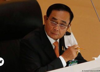 Constitutional Court: Thailand’s prime minister can remain in office | Current Asia | DW Constitutional Court: Thailand's prime minister can remain in office | Current Asia | DW