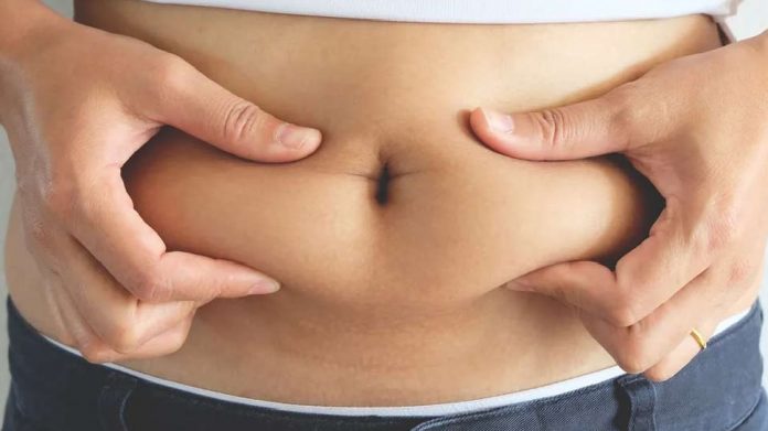 दररोजच्या 3 साध्या आणि सोप्या गोष्टी कमी करतील तुमचं Belly Fat!