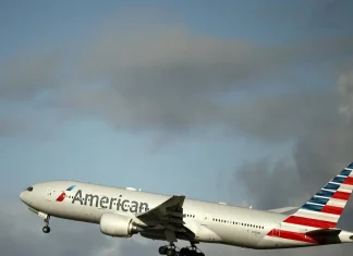 American Airlines computer system hacked, many customers’ data stolen American Airlines computer system hacked, many customers' data stolen
