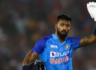 Big blow to India vs SA T20 Series Team India Hardik Pandya Mohammed Shamai and Deepak Hodda out against South Africa IND vs SA : टीम इंडियाचा ऑलराउंडरसह 3 खेळाडू मालिकेतून बाहेर