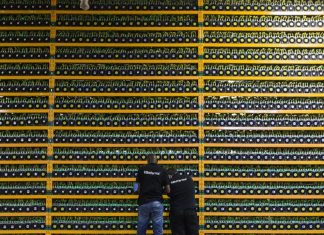 Bitcoin would be as costly for the planet as the production of beef Le minage de bitcoin, reposant sur de puissants calculs informatiques, est extrêmement coûteux en énergie, qui plus est dans cette période d'inflation.