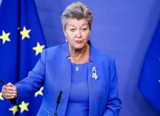 Brussels recommends a very restrictive visa policy for Russians La Commissaire européenne aux Affaires intérieures, Ylva Johansson, a envoyé vendredi de nouvelles recommandations aux Etats membres.