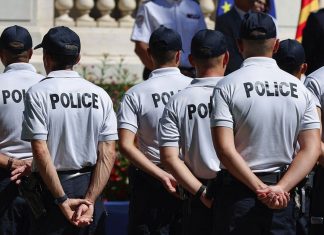 Budget 2023: nearly 11,000 more civil servant positions next year Le ministère de l'Intérieur est une des administrations qui bénéficieront du plus de création de postes.