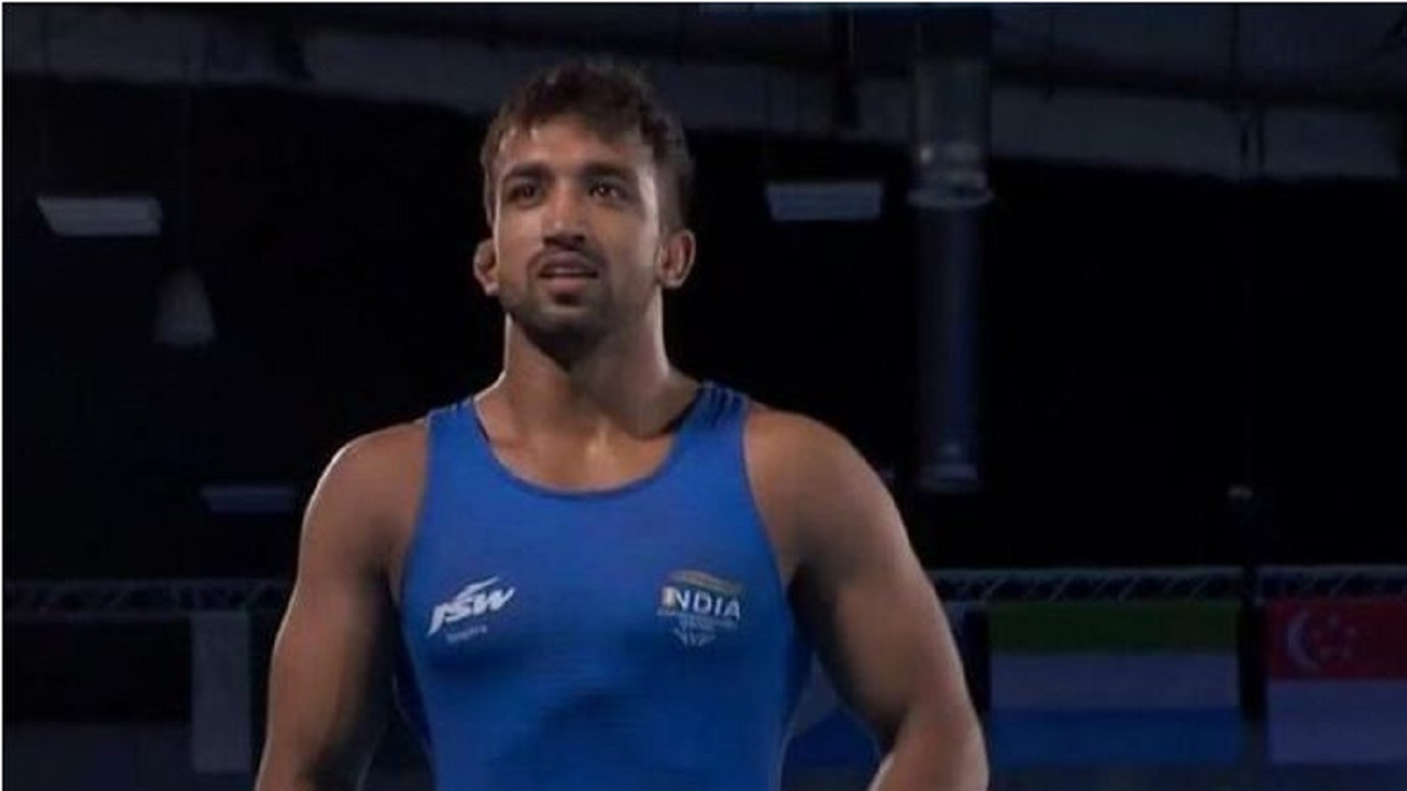 CWG 2022: Naveen wins 12th gold for India, defeats Pakistani wrestler: CWG 2022: Naveen wins 12th gold for India, defeats Pakistani wrestler
