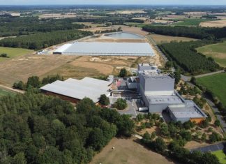 Energy optimization: the Ecocir project comes to fruition La chaleur fatale de l'usine d'incinération a permis, a proximité, un investissement de 15 millions d'euros dans des serres maraîchères.