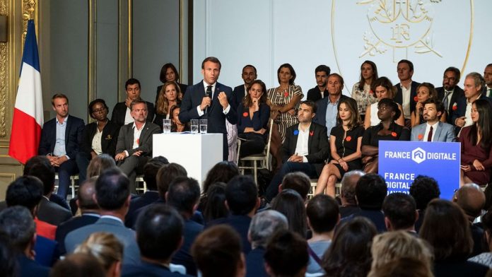 Emmanuel Macron donnait un discours devant des acteurs de la French tech au Palais de l'Elysée pour le lancement du France Digitale Day.