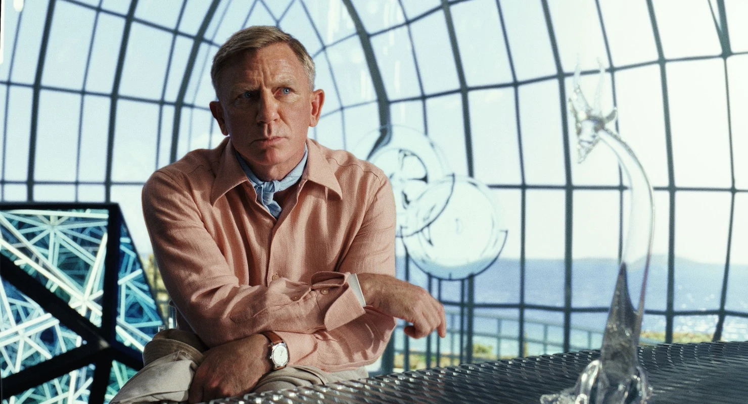 Glass Onion Trailer: Daniel Craig Heads to Greece in Teaser for New Knives Out Mystery