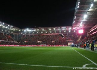 How sustainable do Bundesliga clubs travel? | Sports | DW The interior of the stadium of Bundesliga club 1. FSV Mainz 05 is illuminated by a new LED lighting system during an evening game