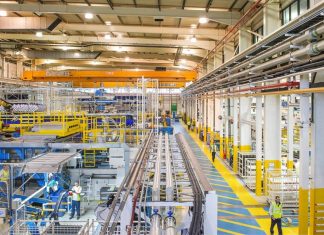 Hydrogen: Plastic Omnium will produce its tanks at an industrial rate Usine de l'équipementier automobile Plastic Omnium