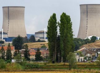 In France, the shutdown of nuclear power plants slows down the drop in CO2 emissions La centrale nucléaire de Cattenom.