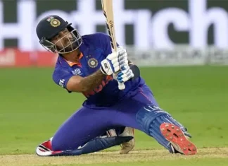 India vs Australia T20 Series 2022 Team India Suryakumar Yadav No Look Shot Against Australia Ravi Patki Blog Suryakumar Yadav : सूर्याच्या 'नो लुक शॉट' चा swag आणि पंड्याचा गॉल्फ चिप