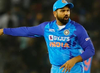 India vs SA T20 series against South Africa Team India captain Rohit Sharma Deepak Chahar IND vs SA : दक्षिण आफ्रिका विरुद्धच्या टी 20 सीरिजआधी रोहित शर्माचा मोठा निर्णय
