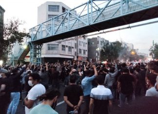 Iran: authorities threaten to toughen crackdown on protests Plus de 1.200 manifestants auraient été arrêtés depuis le 16 septembre