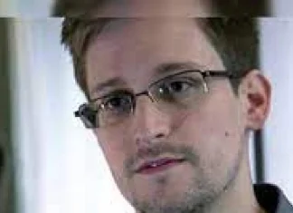 It’s President Putin’s turn to piss off Americans! ‘Whistleblower’ Edward Snowden granted Russian citizenship It's President Putin's turn to piss off Americans! 'Whistleblower' Edward Snowden granted Russian citizenship