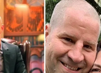 Jeff Bezos’ ex-wife Mackenzie Scott files for divorce from science teacher husband Jeff Bezos' ex-wife Mackenzie Scott files for divorce from science teacher husband