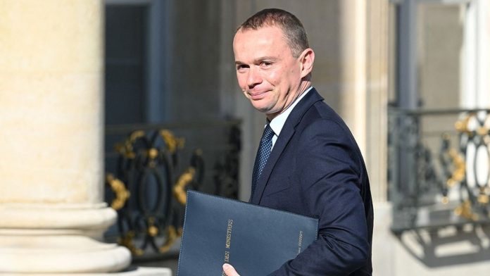 Le ministre du Travail, du Plein-emploi et de l'Insertion, Olivier Dussopt.