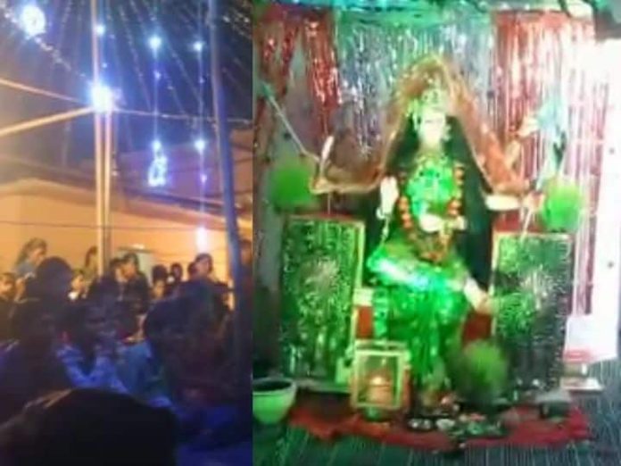 Maharashtra Vardha Navratri legend Talegaon's tradition for the last 40 years, the idol of the goddess sitting in the middle of the lake Marathi News

