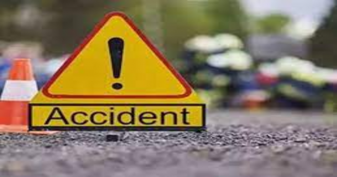  Marathi Batamya, Accident News : Bus overturns in fatal accident;  27 killed on the spot - Twenty-seven killed in a bus accident in southwest China

