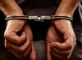 Pune fraud gang busted through loan app Pune Police freezes thousands of accounts, arrests 18 Pune fraud gang busted through loan app Pune Police freezes thousands of accounts, arrests 18