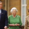 Queen Elizabeth's age, the way women sit, food, marriage, language, clothes, travel... The strict rules of the royal British family will shock you too - Queen Elizabeth's death stunned by her British royal family's rule Unknown Facts