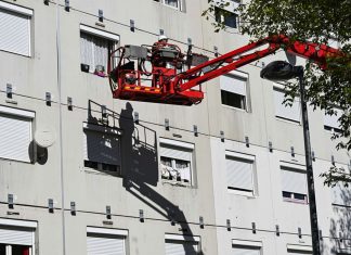 Rising construction costs weigh on the renovation of disadvantaged neighborhoods Le prix de certains matériaux n'a cessé de flamber sous les effets de la pandémie de Covid-19, puis de la guerre en Ukraine.