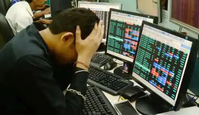 Sensex falls 509 points below closing bell share market Nifty 16900 

