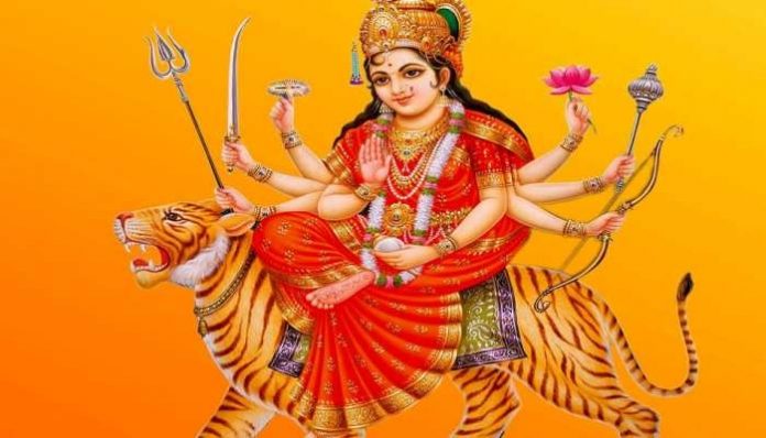 Navratri 2022 : नवरात्रोत्सवाच्या पावन दिवसांमध्ये अजिबात नका करू &#039;ही&#039; घोडचूक; नाहीतर होईल देवीची अवकृपा 