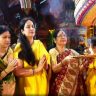 Shiv Sena Rashmi Thackeray Aarti at Thane Tembhinaka Devi Navratri in Eknath Shinde area