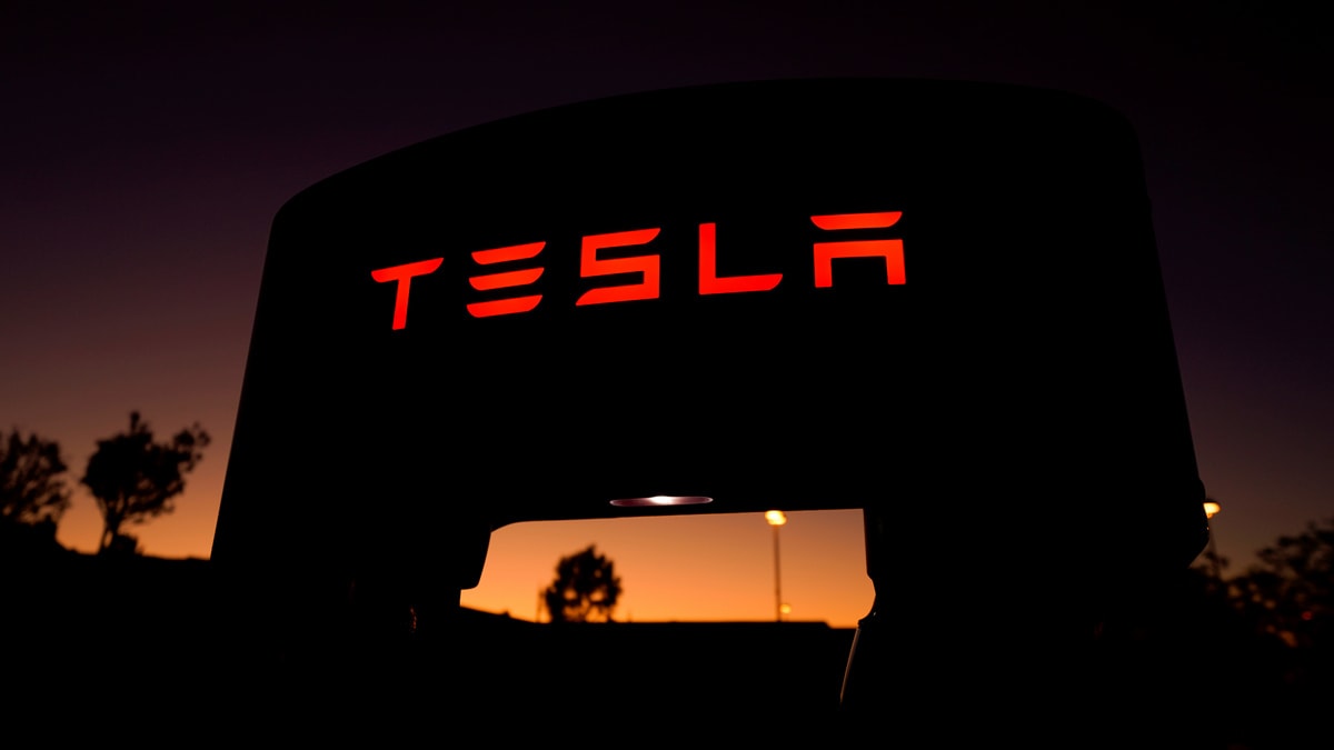 Tesla Allowed to Continue Autopilot, Autonomous Driving Advertising by German Court