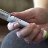 Vendredi, l'Agence nationale de sécurité du médicament (ANSM) a alerté sur la pénurie d'une classe de traitements du diabète de type 2 (lié à l'obésité), représentée en France par deux médicaments : le Trulicity de l'Américain Eli Lilly, très utilisé, et l'Ozempic du spécialiste danois du diabète Novo Nordisk.