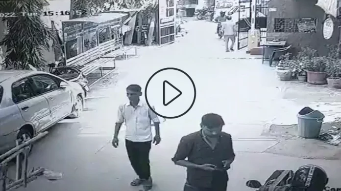 सेक्यूरिटी गार्डने शक्कल लढवली अन् चोरट्यांचा डाव फसला; सीसीटीव्ही Video तुफान व्हायरल!