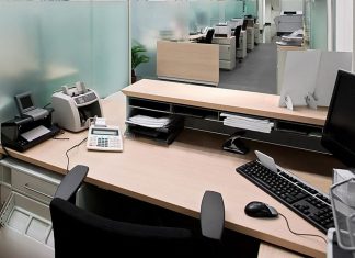 Unemployment insurance: job abandonment in the crosshairs Le ministre du Travail, Olivier Dussopt veut aligner l'indemnisation chômage en cas d'abandon de poste sur celles d'une démission.