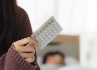 Unwanted pregnancy Take this pill not before sex but before Unwanted pregnancy चं आता नो टेन्शन; Sex नंतर नव्हे तर अगोदरच घ्या गोळी