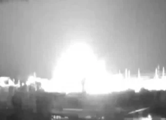 Video: Russian missile does not miss the target of just 300 meters… there could be a disaster like Chernobyl! Video: Russian missile does not miss the target of just 300 meters... there could be a disaster like Chernobyl!