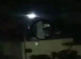 Video of ghost went viral from Varanasi, a man in a white dress walked on the terrace, people got scared Ghost Video: घराच्या छतावर दिसली पांढरी आकृती.. 'भुताचा व्हिडीओ' होतोय व्हायरल.
