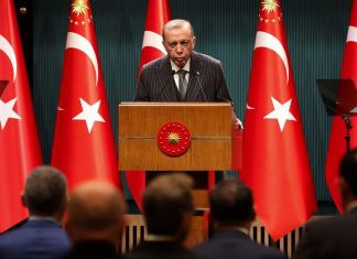 War in Ukraine: Ankara abandons the system of Russian bank cards MIR La Turquie avait annoncé un élargissement de l'usage des cartes russes après une rencontre entre son président Recep Tayyip Erdoğan et Vladimir Poutine.