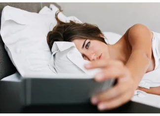 Weight Loss: Many hours of sleep are necessary to lose weight. Weight Loss: वजन कमी करण्यासाठी इतक्या तासांची झोप गरजेची; अन्यथा लठ्ठपणा पाठ सोडणार नाही!