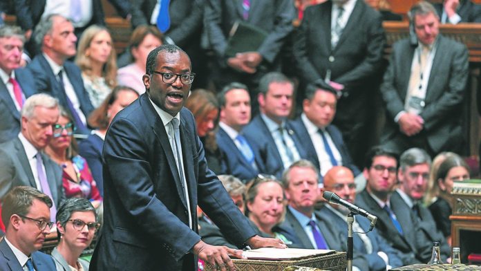 Le nouveau ministre des Finances britannique, Kwasi Kwarteng, lors de la présentation de sa politique économique et budgétaire, le 23 septembre dernier à la chambre des Communes.