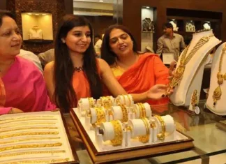 gold silver price 28 september dussehra 2022 and any other time is good to buy gold don’t buy gold on this day nm Dussehra 2022 : दसराच्या मुहूर्तावर महिलांसाठी आनंदाची बातमी, सोन्याने गाठली निच्चांकी पातळी