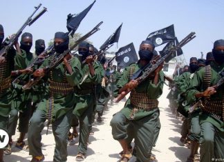 Three suicide bombings rock Somalia | Current Africa | DW Three suicide bombings rock Somalia | Current Africa | DW