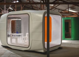 Architecture: Julien Recours, hunter of remains A 2002 cell manufactured by Algeco in 1969.