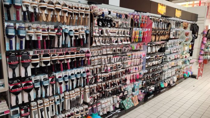 La société ABC Group vend une grande partie de ses produits en grande distribution.