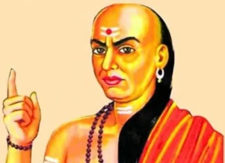 Chanakya Niti The married life of these men lasts long Chanakya Niti: या पुरुषांचे Love Life दीर्घकाळ टिकते, स्त्रियाही खूश राहतात