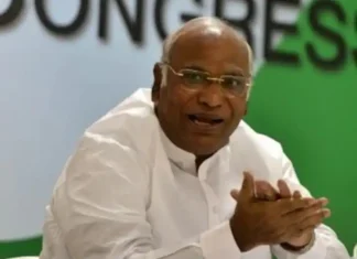 Congress President Election Mallikarjun Kharge resigns from the post of LoP in Rajya Sabha to Congress Sonia Gandhi Congress President Election Mallikarjun Kharge resigns from the post of LoP in Rajya Sabha to Congress Sonia Gandhi