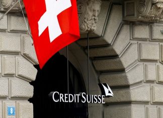 Credit Suisse struggles to reassure investors and falls on the stock market Credit Suisse doit présenter un vaste plan de restructuration dans moins d'un mois.