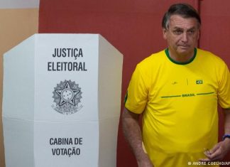 Lula da Silva wins presidential election in Brazil | Current America | DW Brazil Rio de Janeiro | Brazil Election 2022 - Jair Bolsonaro voting