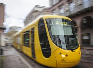 Mulhouse enriches its “mobility account” and tests a national system L'application permet aux Mulhousiens d'utiliser avec une seule inscription les bus et tram, vélos et voitures en libre-service ainsi que les vélos en location.