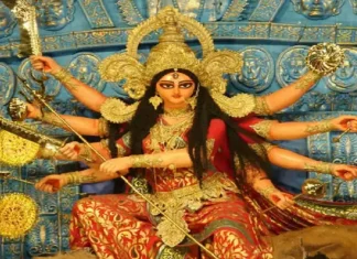 Navratri Ashtami 2022 Ashtami Che Upay sz. Feather Navratri Ashtami 2022 : 'या' गोष्टी नवरात्रीच्या महाअष्टमीला केल्या पाहिजेत, देवीची विशेष कृपा असते