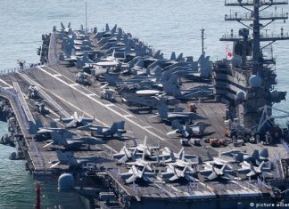 North Korea provokes further missile tests | Current Asia | DW US aircraft carrier Ronald Reagan arrives in South Korea