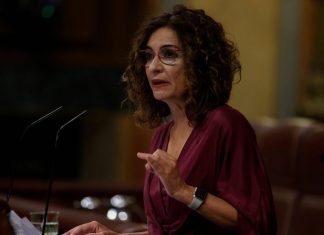 Spain creates a temporary solidarity tax on wealth « Face aux chamanes fiscaux, ce gouvernement applique des mesures sélectives et chirurgicales », affirme la ministre espagnole du budget, Maria Jesus Montero.